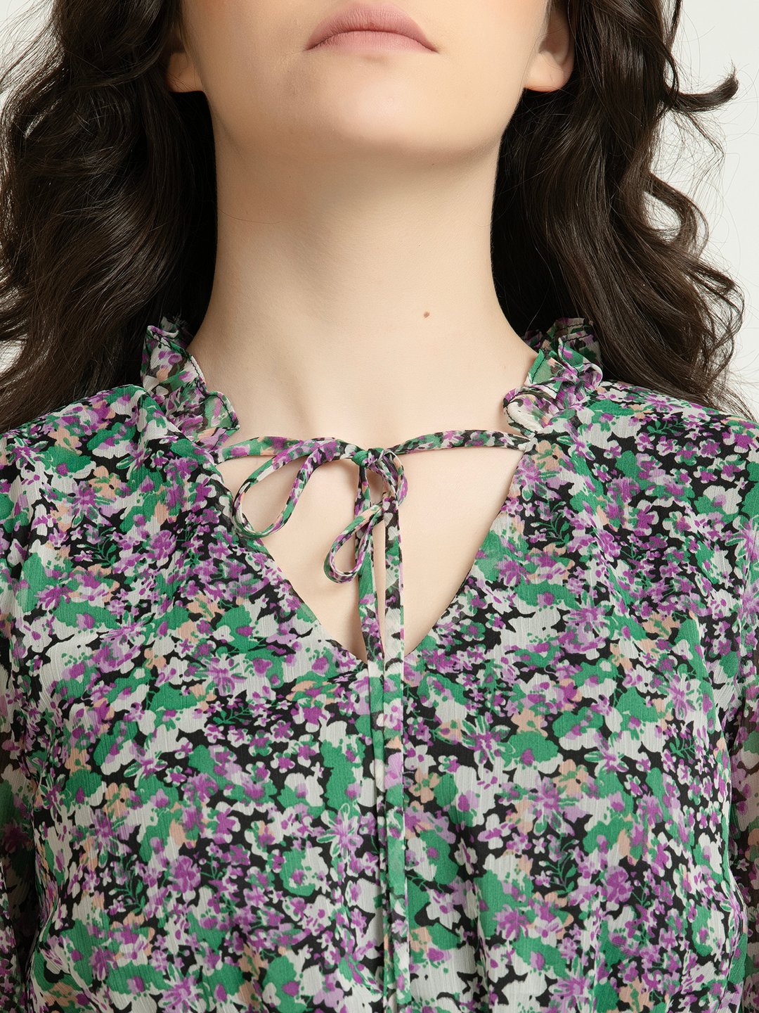 Multifloral V neck Knee Length Dress Neck Detailing